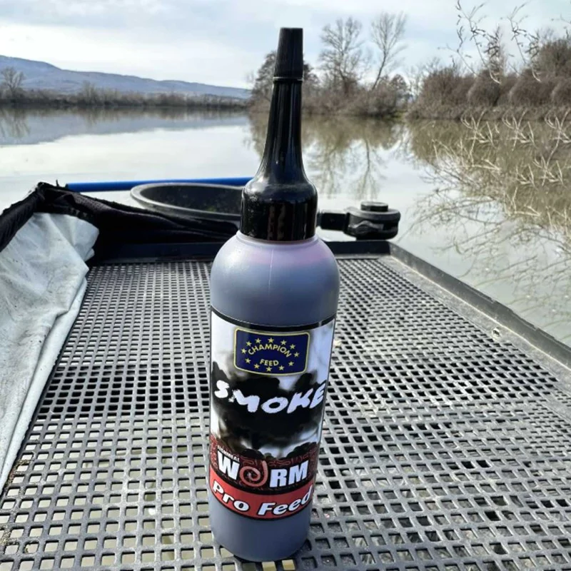 Пушеща добавка CHAMPION FEED Smoke 125 ml