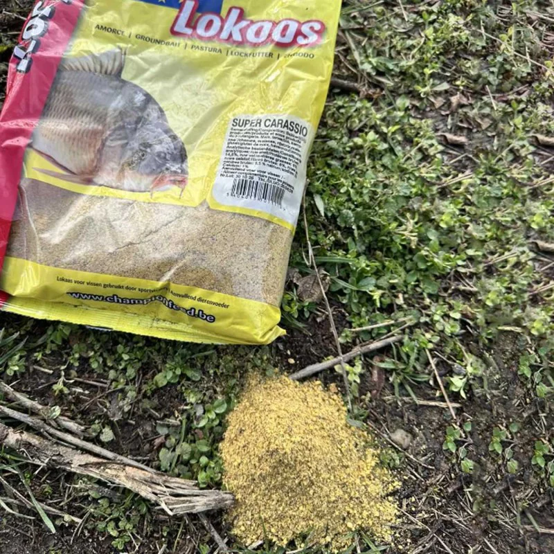 Захранка CHAMPION FEED Super Carassio