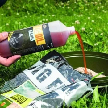 Течен ароматизатор DYNAMITE BAITS Zig Oil Fishy 1L