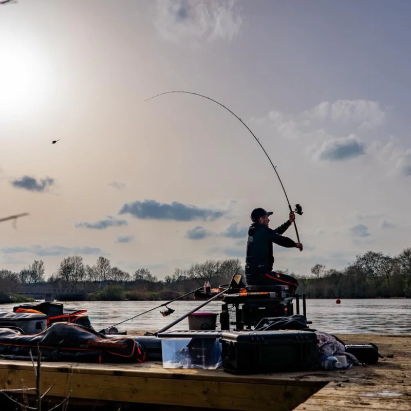 Фидер въдица GURU Aventus R Feeder 10ft 305cm 1-60g