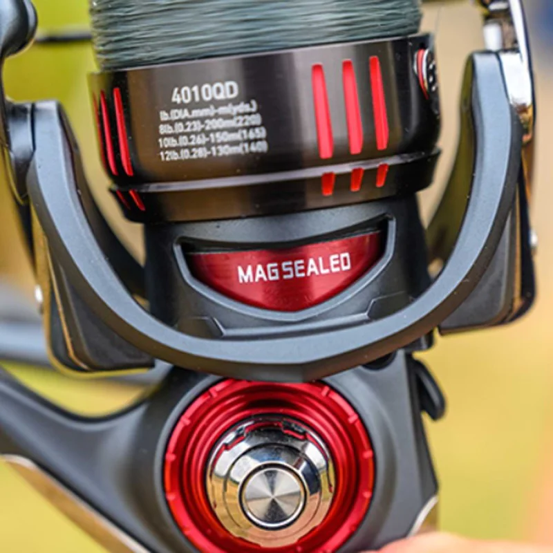 Макара преден аванс DAIWA 20 Tournament 4010QD