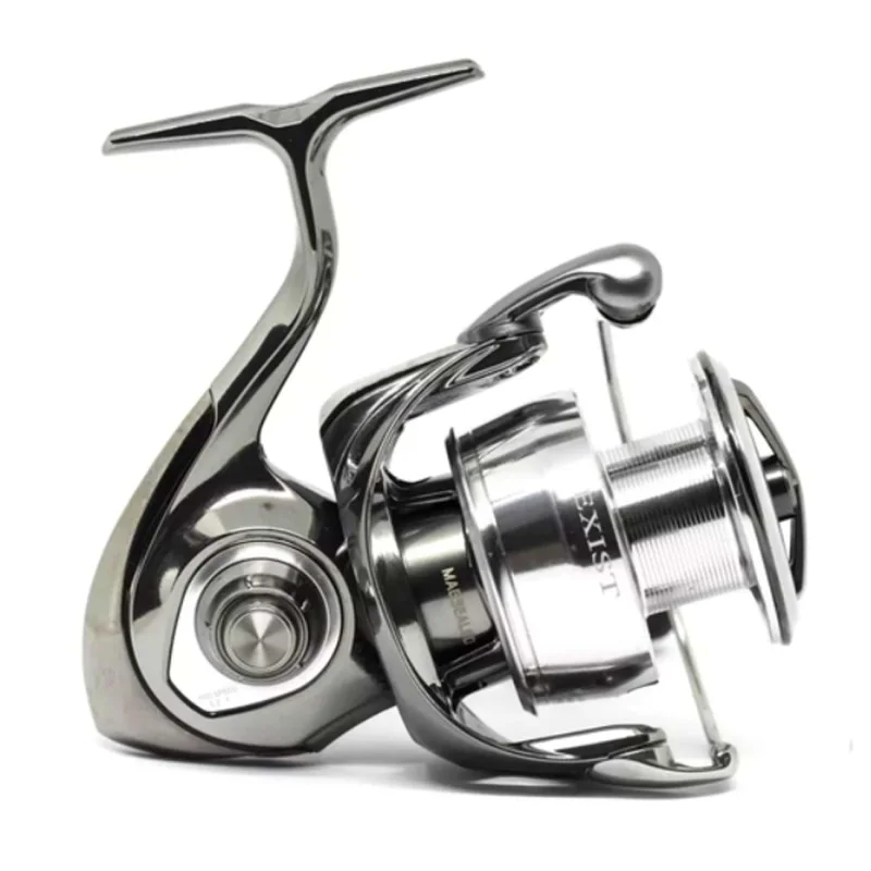 Макара преден аванс DAIWA 22 Exist LT 5000D-CXH