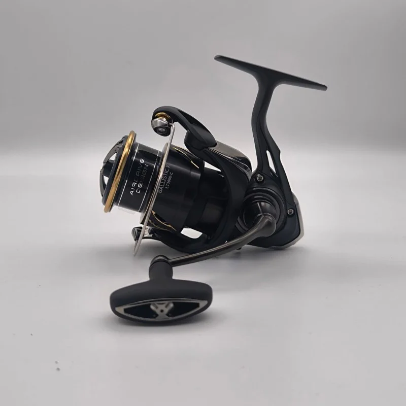 Макара преден аванс DAIWA 25 Ballistic X LT3000-C