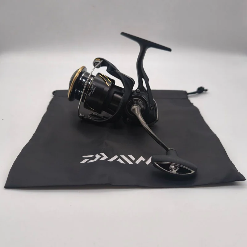 Макара преден аванс DAIWA 25 Ballistic X LT3000-C