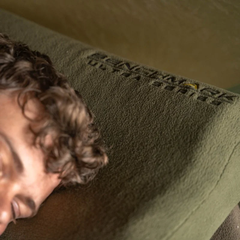 Възглавница AVID CARP Benchmark Ultra Memory Foam Pillow