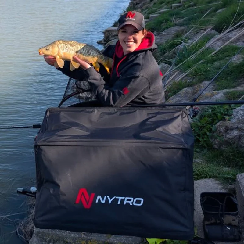 Маса с тента NYTRO SLS36 Hooded Slida Tray L 70x50cm