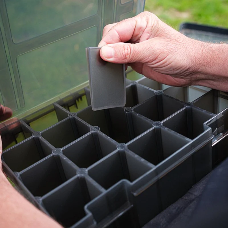 Кутия за аксесоари MATRIX Medium 20 Compartment Deep