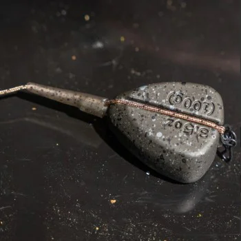 Олово AVID CARP Inline Flat Pear Groove Lead 4oz 113g