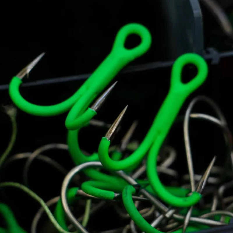 Тройни куки за сом MADCAT A-Static Treble 6X Hook