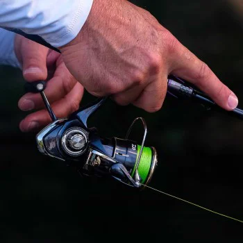 Макара преден аванс DAIWA 26 Freams LT2500