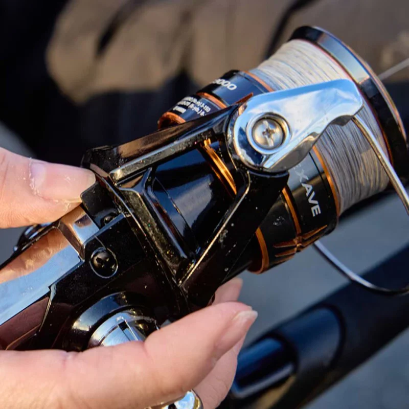Макара преден аванс SHIMANO Nexave FJ 2500