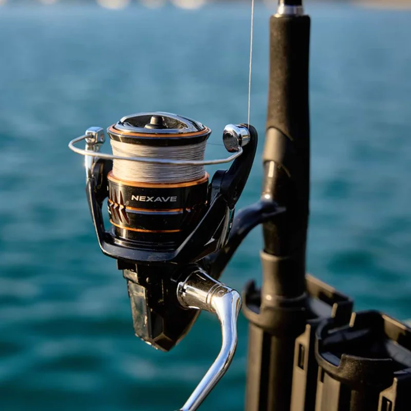 Макара преден аванс SHIMANO Nexave FJ 2500