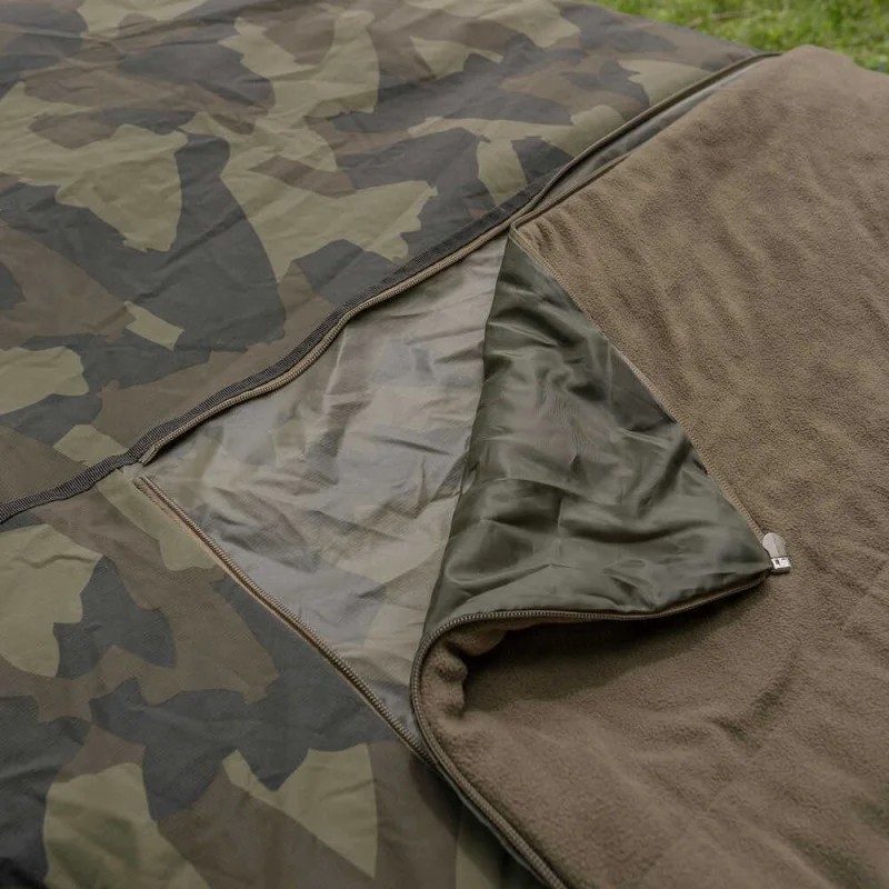 Покривало за легло AVID CARP Ripstop Camo Bedchair Cover