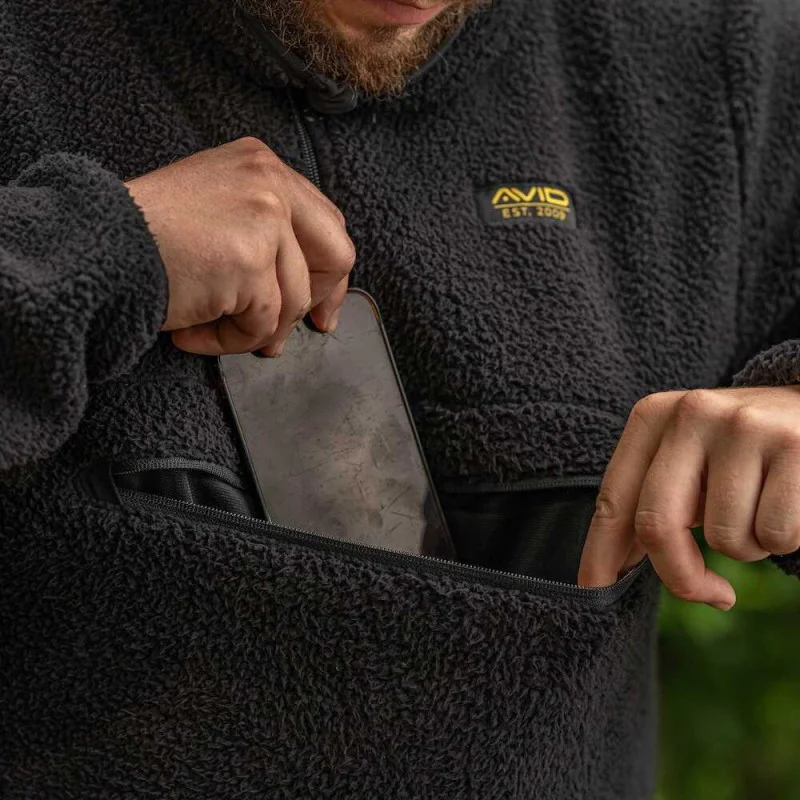 Суитшърт AVID CARP Sherpa Pullover