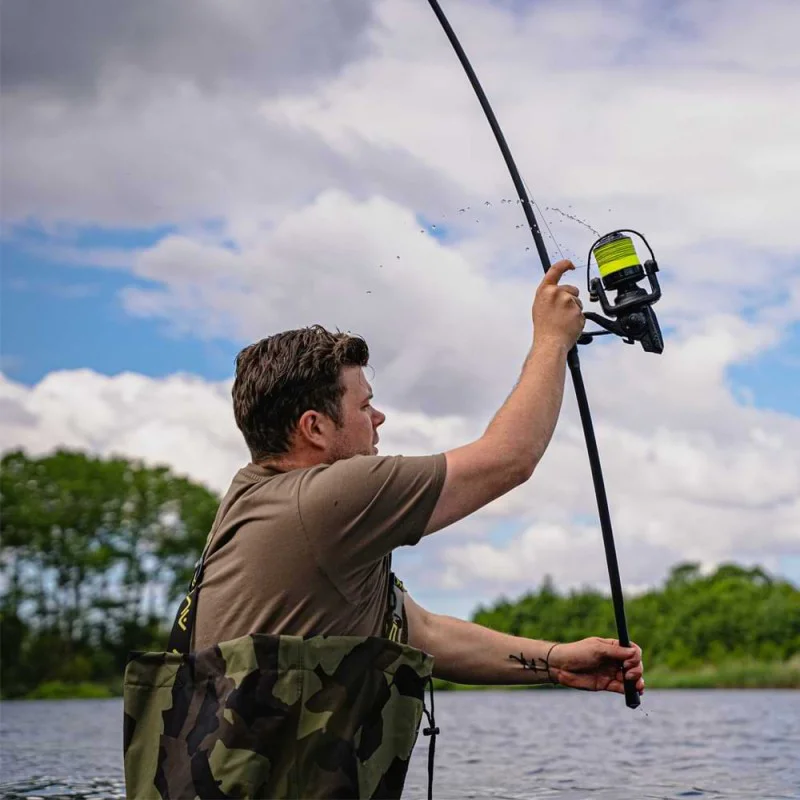 Монофилно влакно AVID CARP Extremity Hi-Vis Mono 1000m