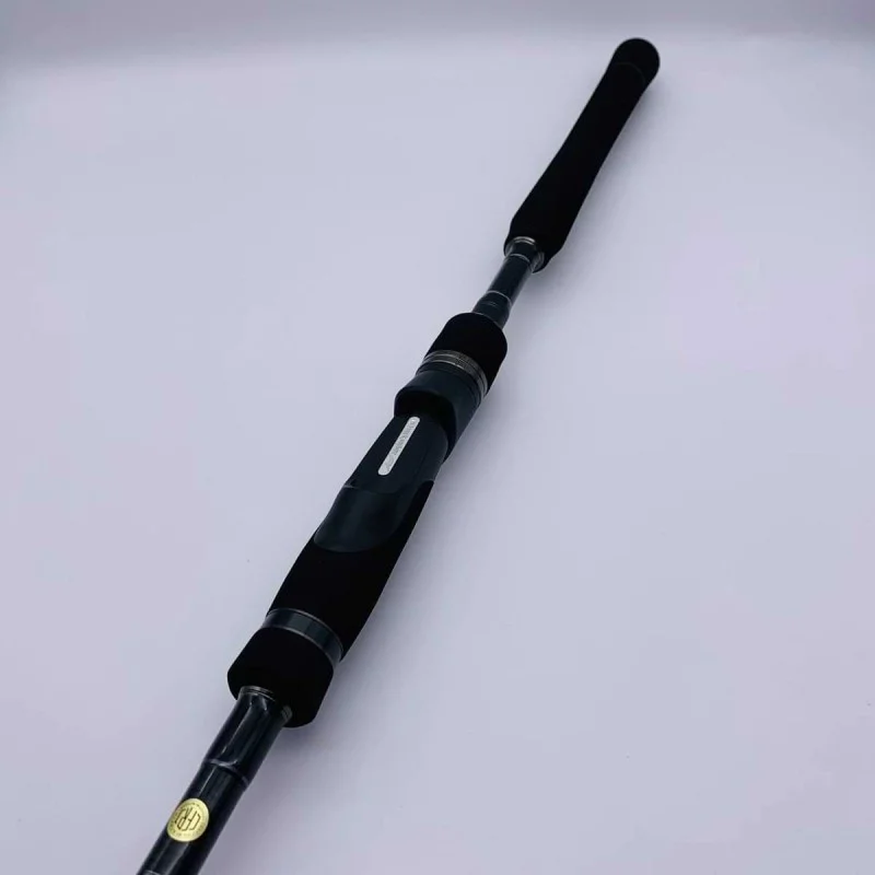 Спининг въдица Apia Foojin AD Last Edition Poderosa 102M