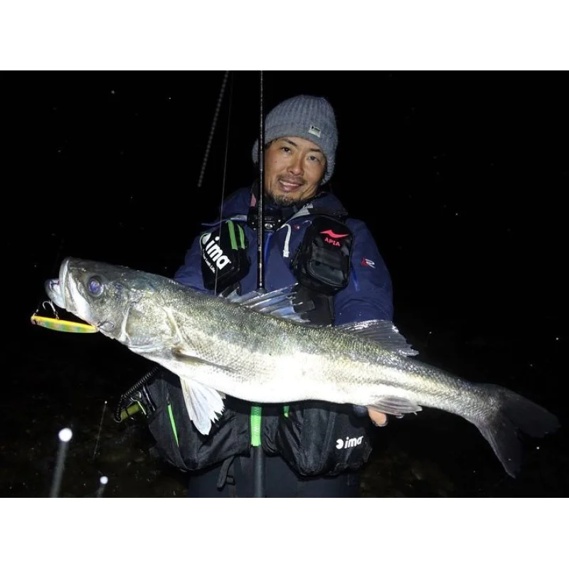 Воблер APIA Punch Line 130 36g