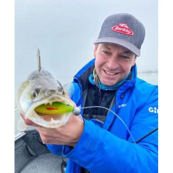 Силиконова примамка BERKLEY Pulse Realistic Roach 11cm