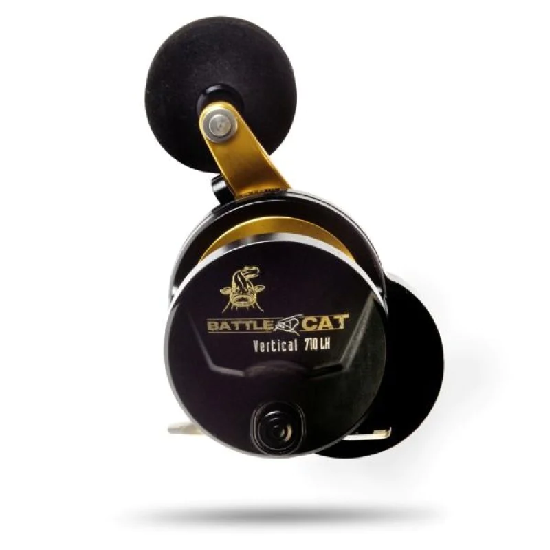 Мултипликатор BLACK CAT Battle Cat Vertical 710 LH