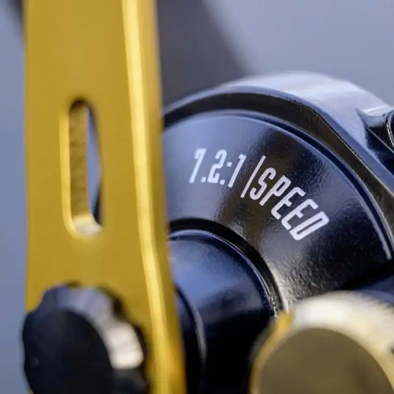 Мултипликатор BLACK CAT Battle Cat Vertical 710 LH