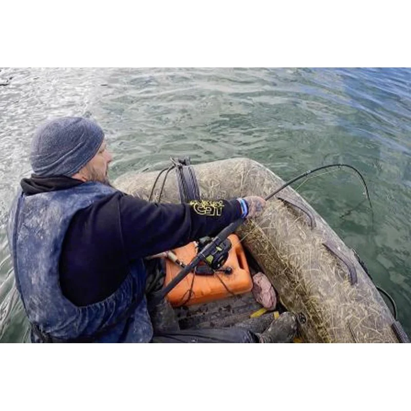 Спининг въдица BLACK CAT Blade 300cm 40lb