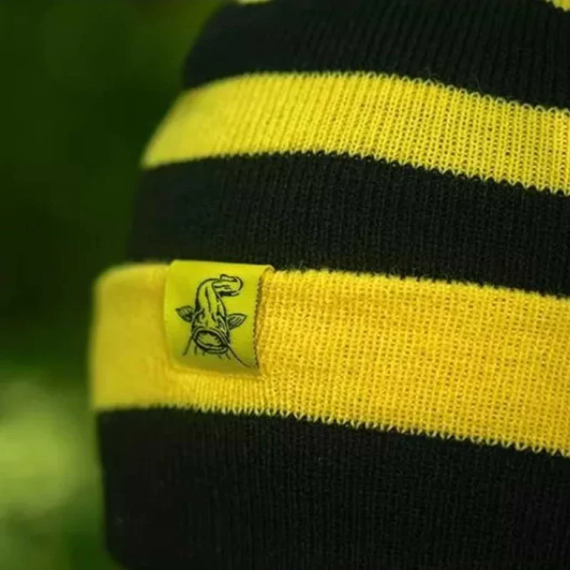 Зимна шапка BLACK CAT Bobble Hat