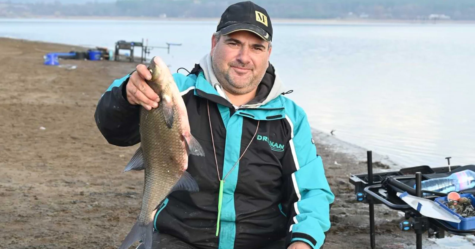 Платики на дистанция с фидер