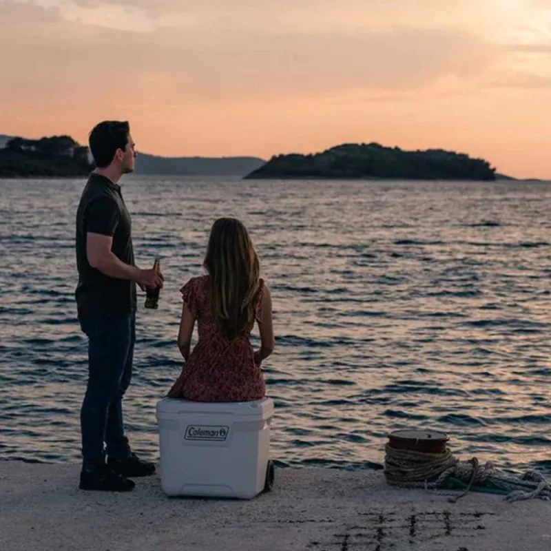 Хладилна чанта COLEMAN XTREME Marine 50QT Personal Wheeled