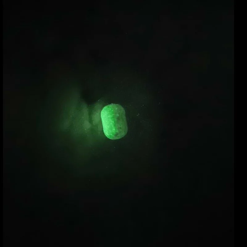 Неутрални дъмбели CPK Wafter Critically Balanced Glow In The Dark UV Garlic 8x10mm 15g