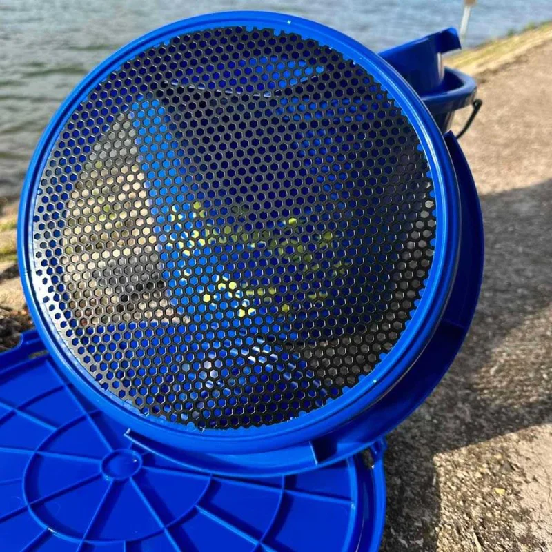 Комплект за захранка CHAMPION FEED Bait Bucket Set 13L