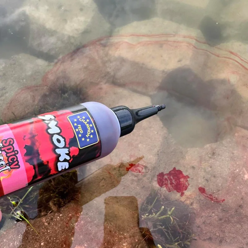 Пушеща добавка CHAMPION FEED Smoke 125 ml