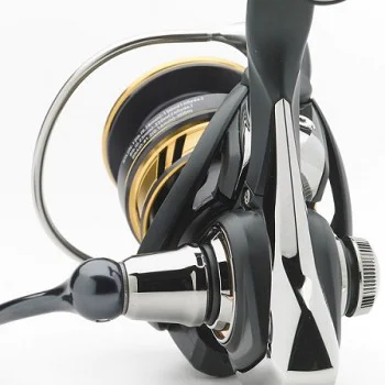Макара преден аванс DAIWA 17 Legalis LT 2500 XH