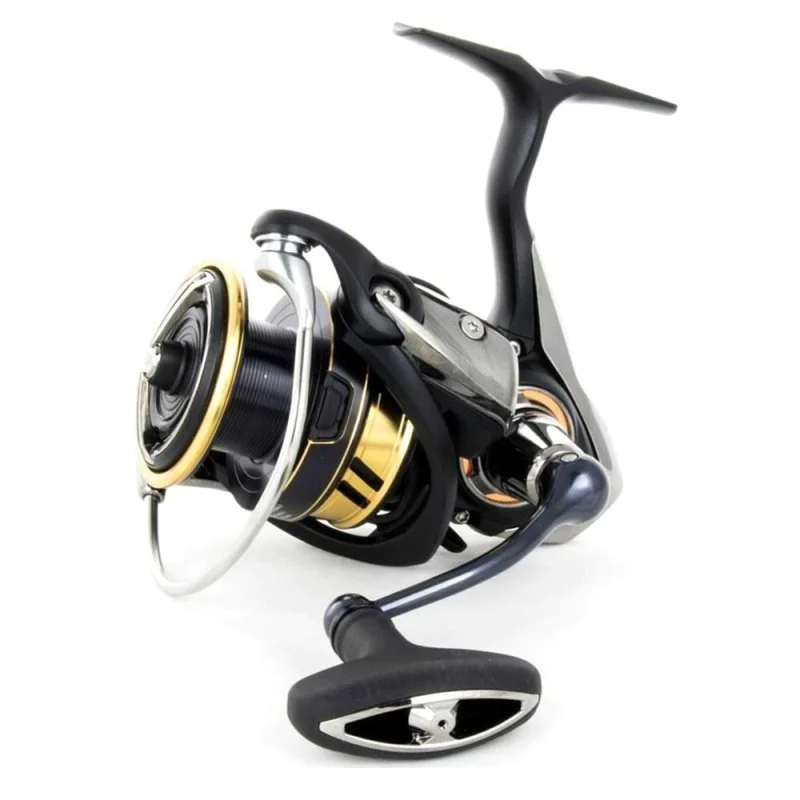 Макара преден аванс DAIWA 17 Legalis LT 3000 DC