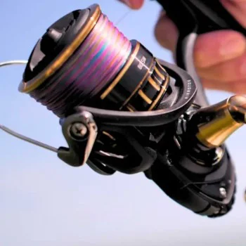 Макара преден аванс DAIWA 23 BG SW 18000
