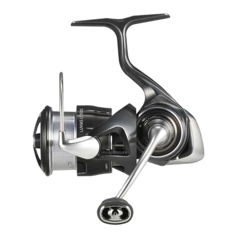 Макара преден аванс DAIWA 24 Luvias LT 2500-S