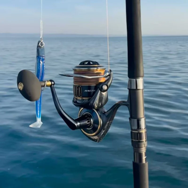 Макара преден аванс DAIWA 25 SALTIGA 14000-P