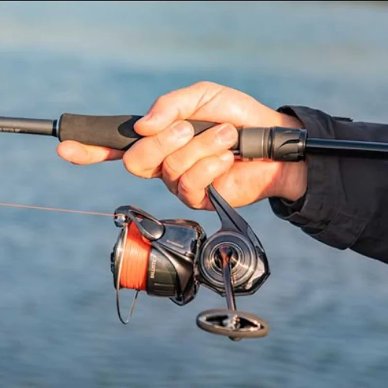 Макара преден аванс DAIWA 25 Ballistic HD LT2500-H