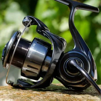 Макара преден аванс DAIWA 25 Ballistic HD LT3000-XH