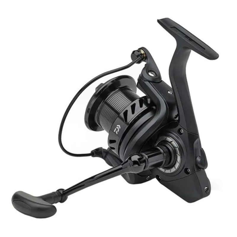 Шаранджийска макара DAIWA Black Widow 25A