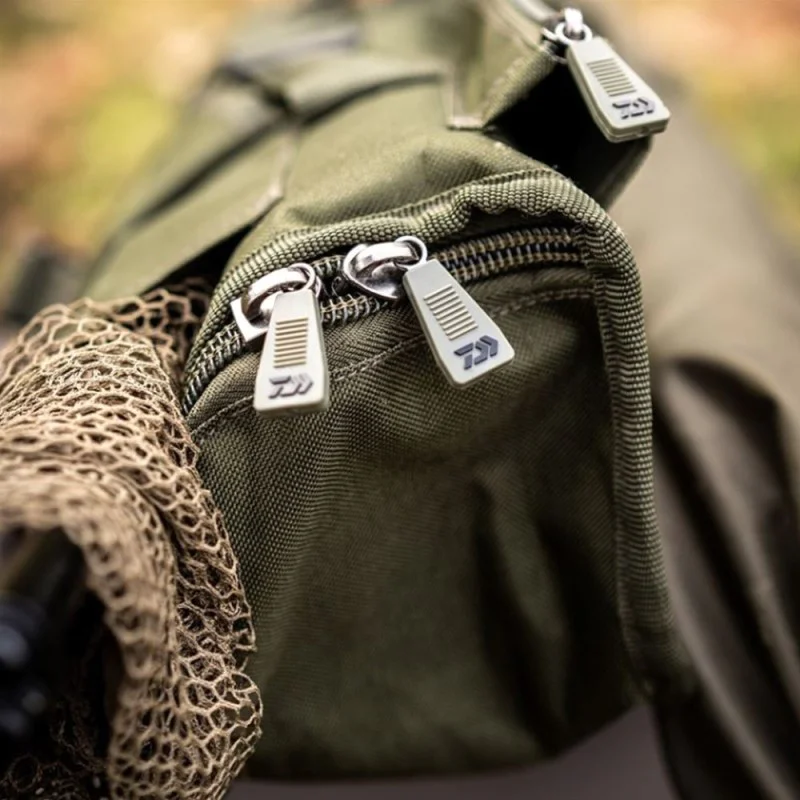 Калъф за въдици DAIWA Black Widow 13ft 3 Rod Holdall