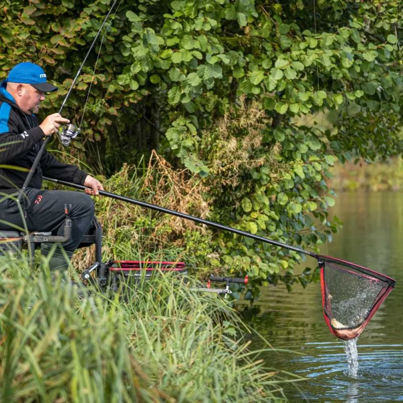 Фидep въдицa DАІWА N'Zоn Super Slim Power Carp Fееdеr 13ft 3.96m 180g