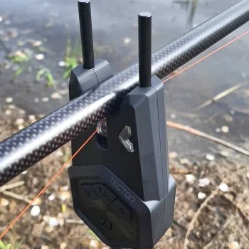 Сигнализатори DELPHIN Tecton 4+1 set bait alarm