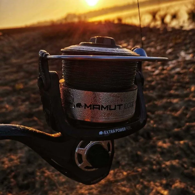 Макара преден аванс DELPHIN Mamut 10000