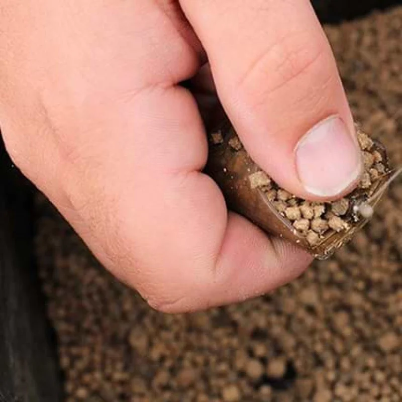 Хранилка за пелети DRENNAN Pellet Feeder