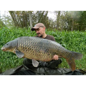 Пробити пелети DYNAMITE BAITS The Source Pre Drilled Pellets