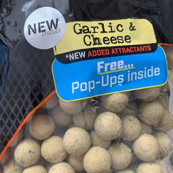 Протеинови топчета DYNAMITE BAITS Garlic and Cheese Carp Tec Boilies 20mm 2kg
