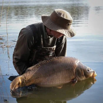 Течен ароматизатор DYNAMITE BAITS The Source Rehydration Liquid Attractant 500ml