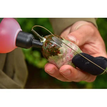 DYNAMITE BAITS Evolution Oils 300ml - Smoked Salmon