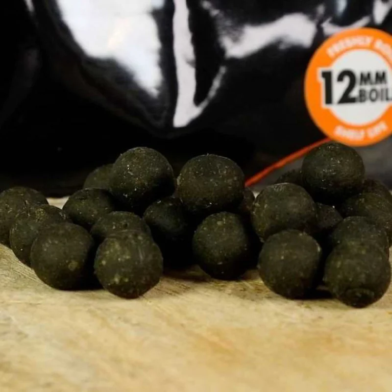 Протеинови топчета DYNAMITE BAITS Squid and Octopus Boilies 1.8kg