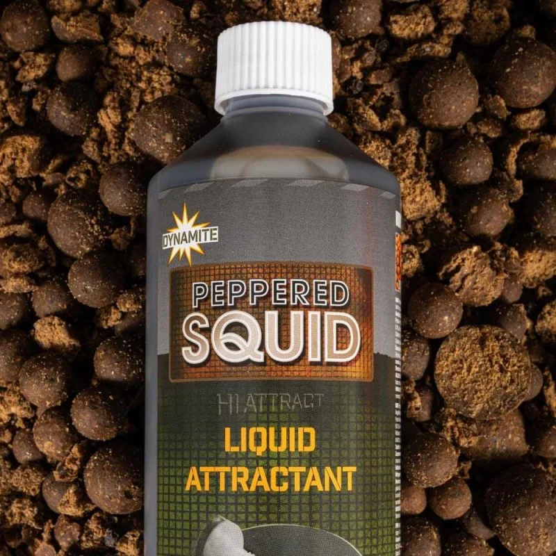 Течен ароматизатор DYNAMITE BAITS Peppered Squid Liquid Attractant 500ml